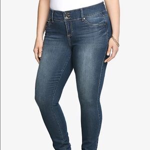 Torrid Medium Wash Jegging-Tall